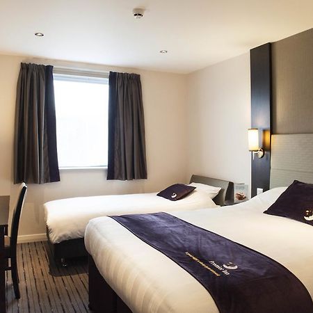 Premier Inn Uttoxeter Eksteriør billede