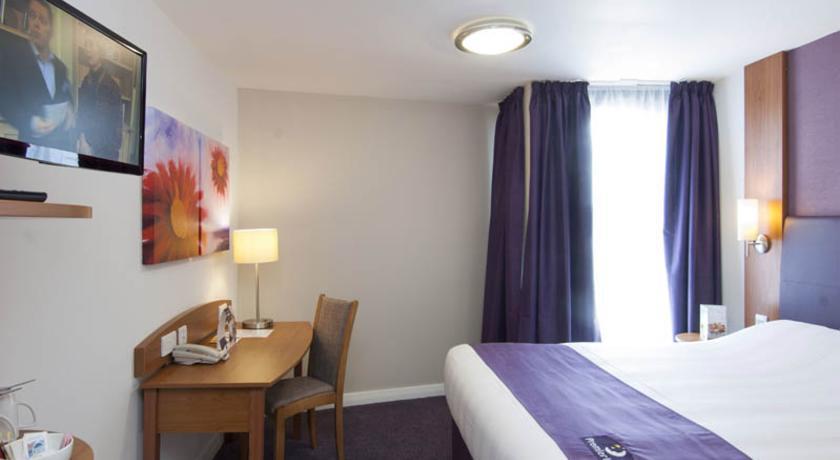 Premier Inn Uttoxeter Værelse billede
