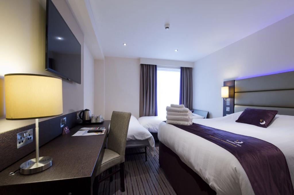 Premier Inn Uttoxeter Eksteriør billede