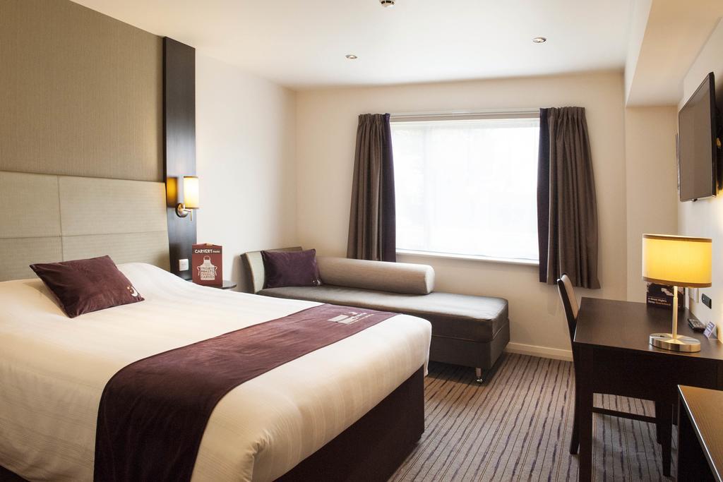 Premier Inn Uttoxeter Eksteriør billede