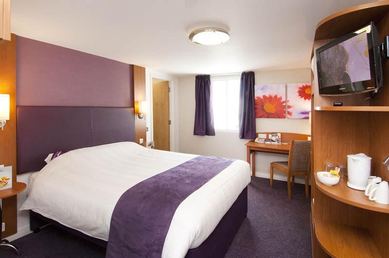 Premier Inn Uttoxeter Eksteriør billede