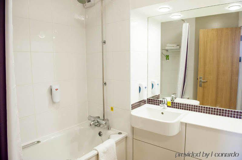 Premier Inn Uttoxeter Eksteriør billede